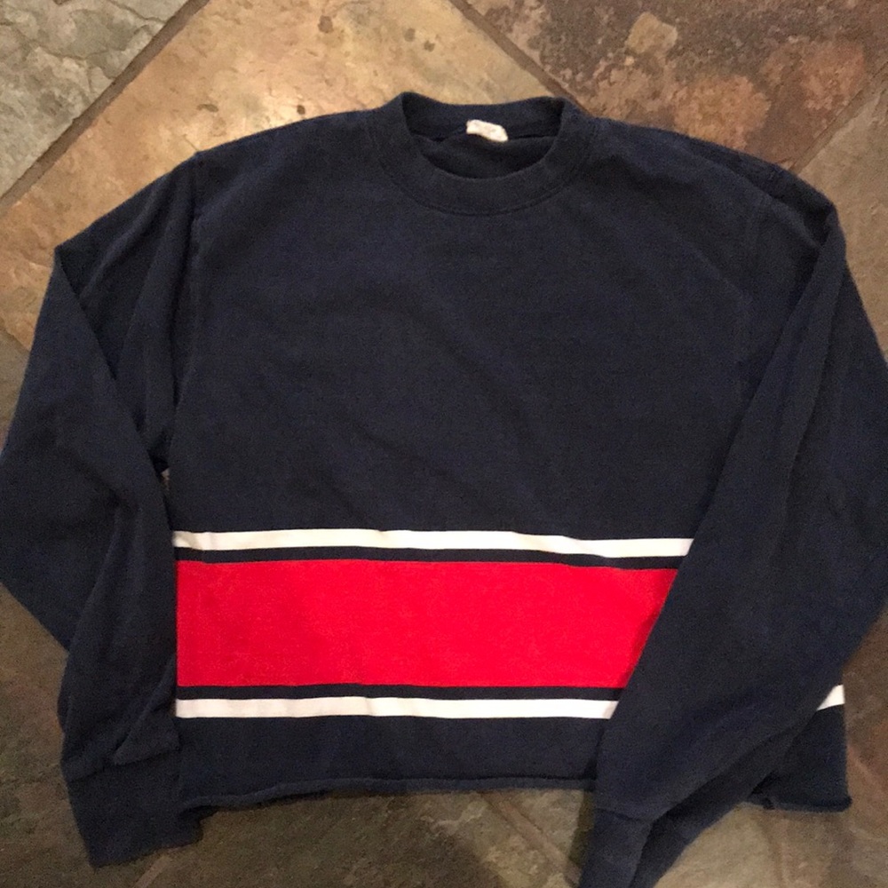 Brandy Melville navy, red & white crop tshirt-os